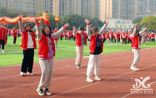 南昌現(xiàn)代外國語學(xué)校第22屆運(yùn)動會剪影（十五）